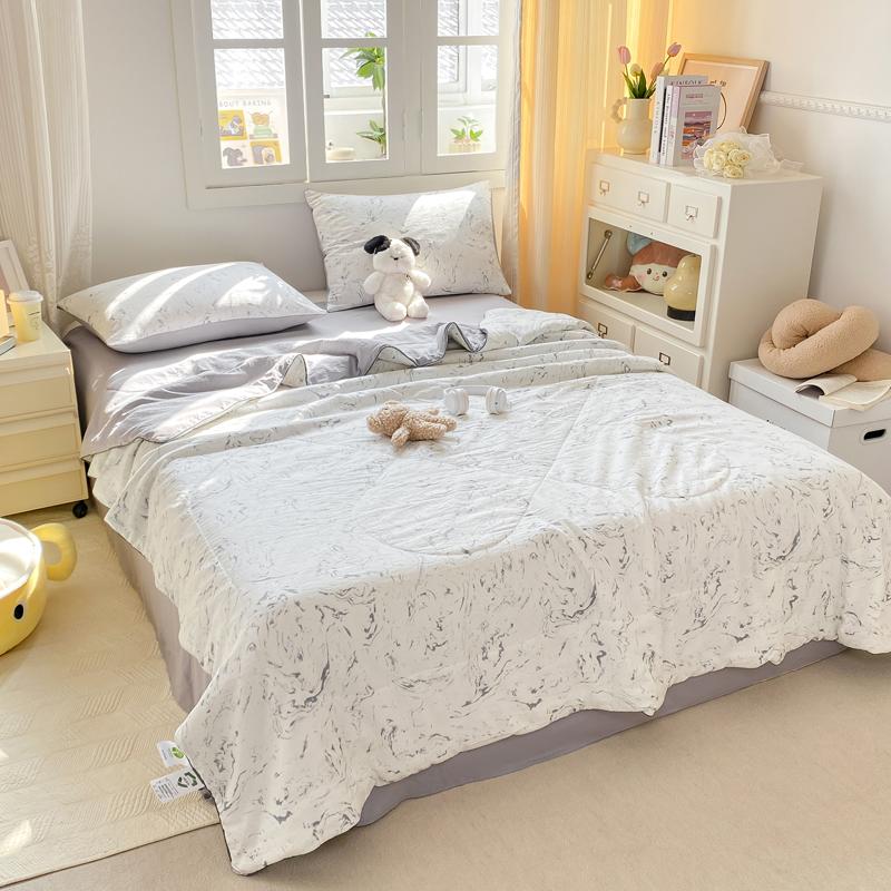 L Premium Design Luxury Cotton Blanket